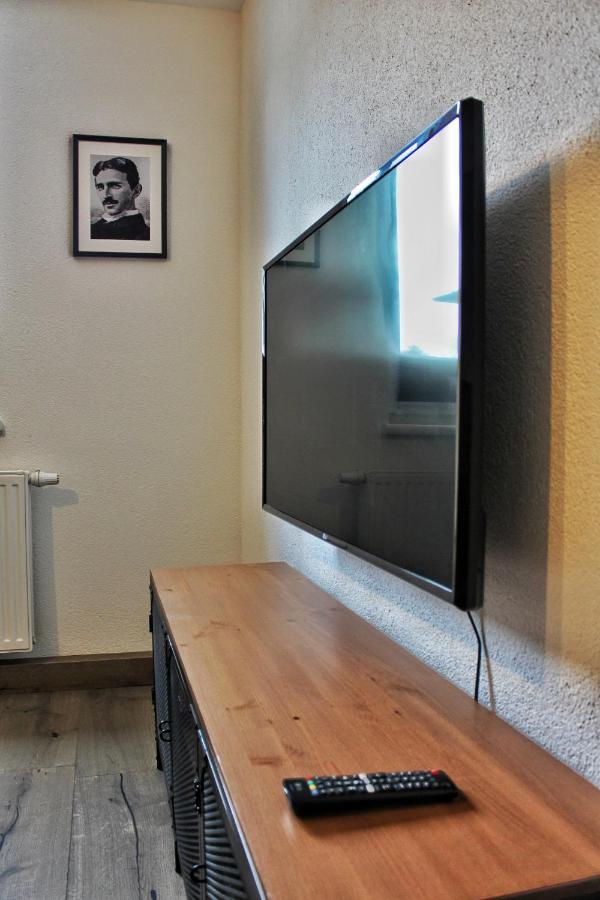 Idyllische Suite In Zentrumsnaehe Mit Parkplatz Top 1 그문덴 외부 사진